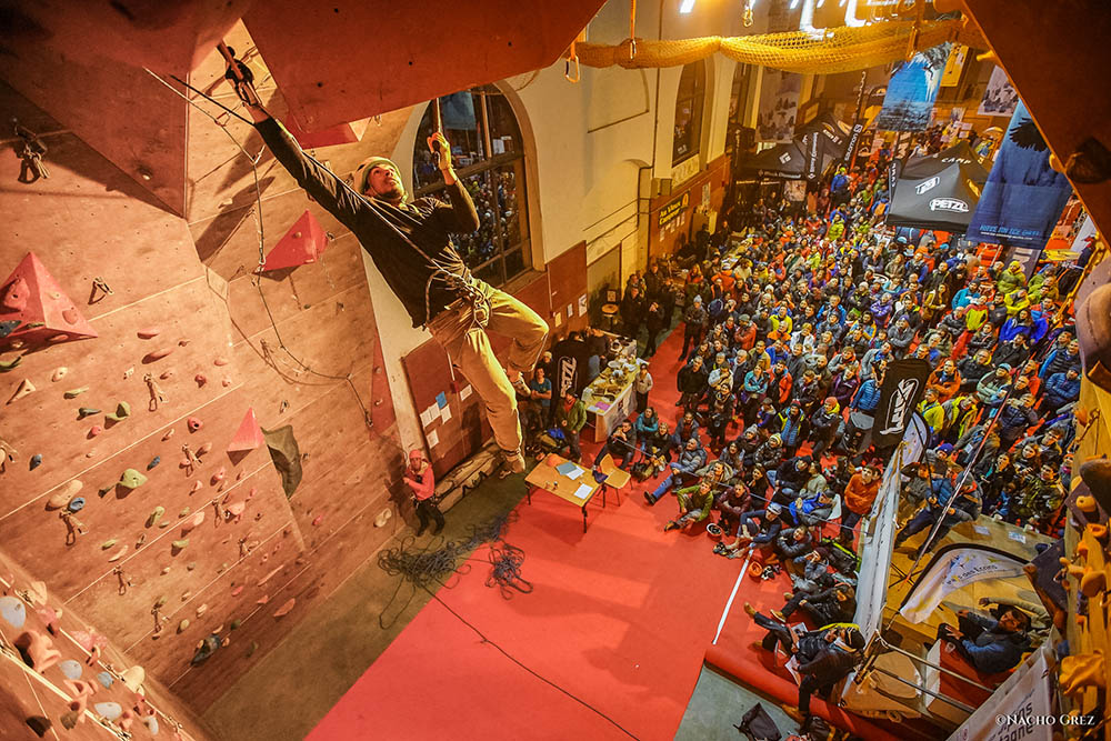 ICE CLIMBING ÉCRINS
