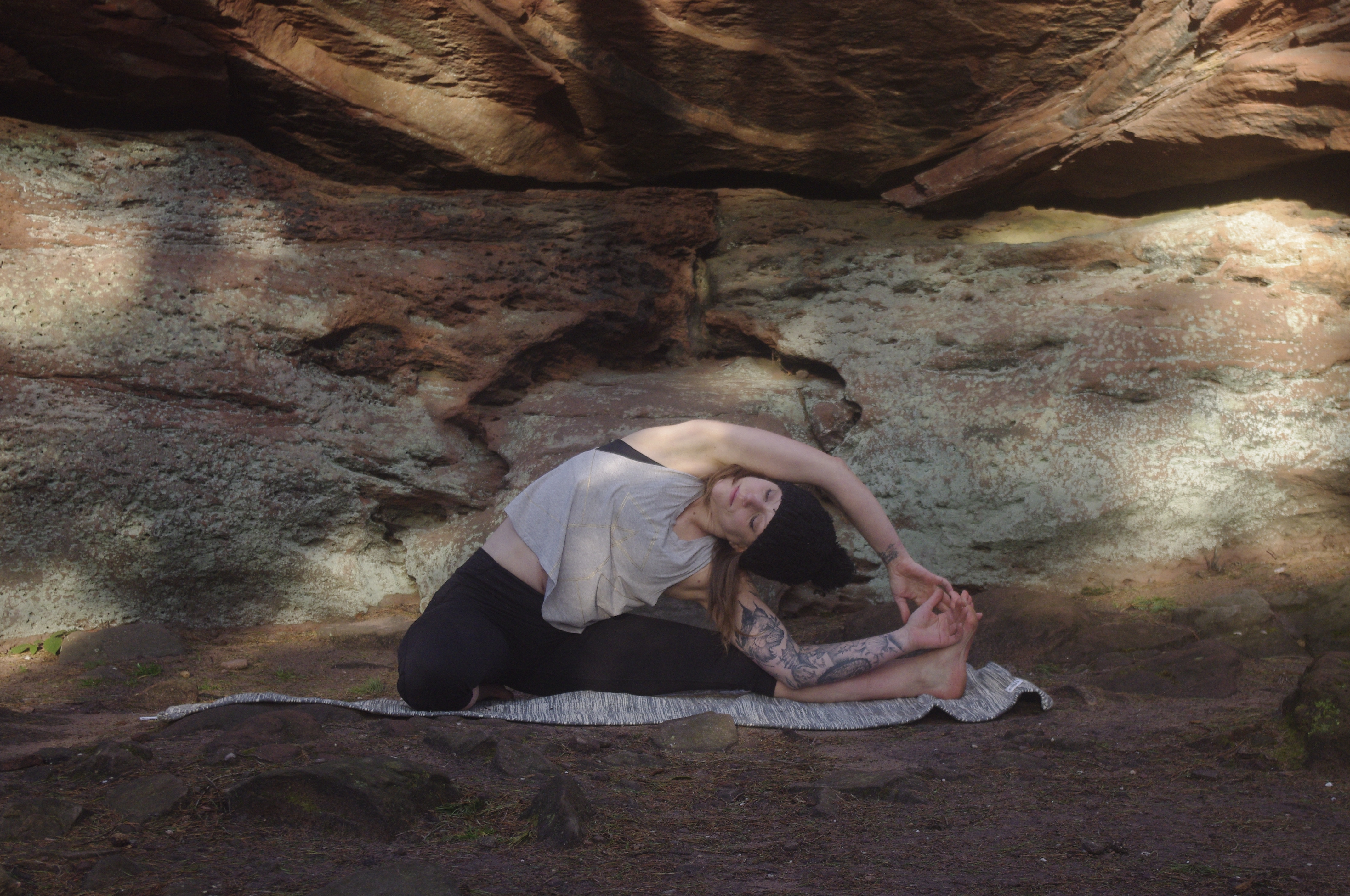 THE CLIMBING YOGINI