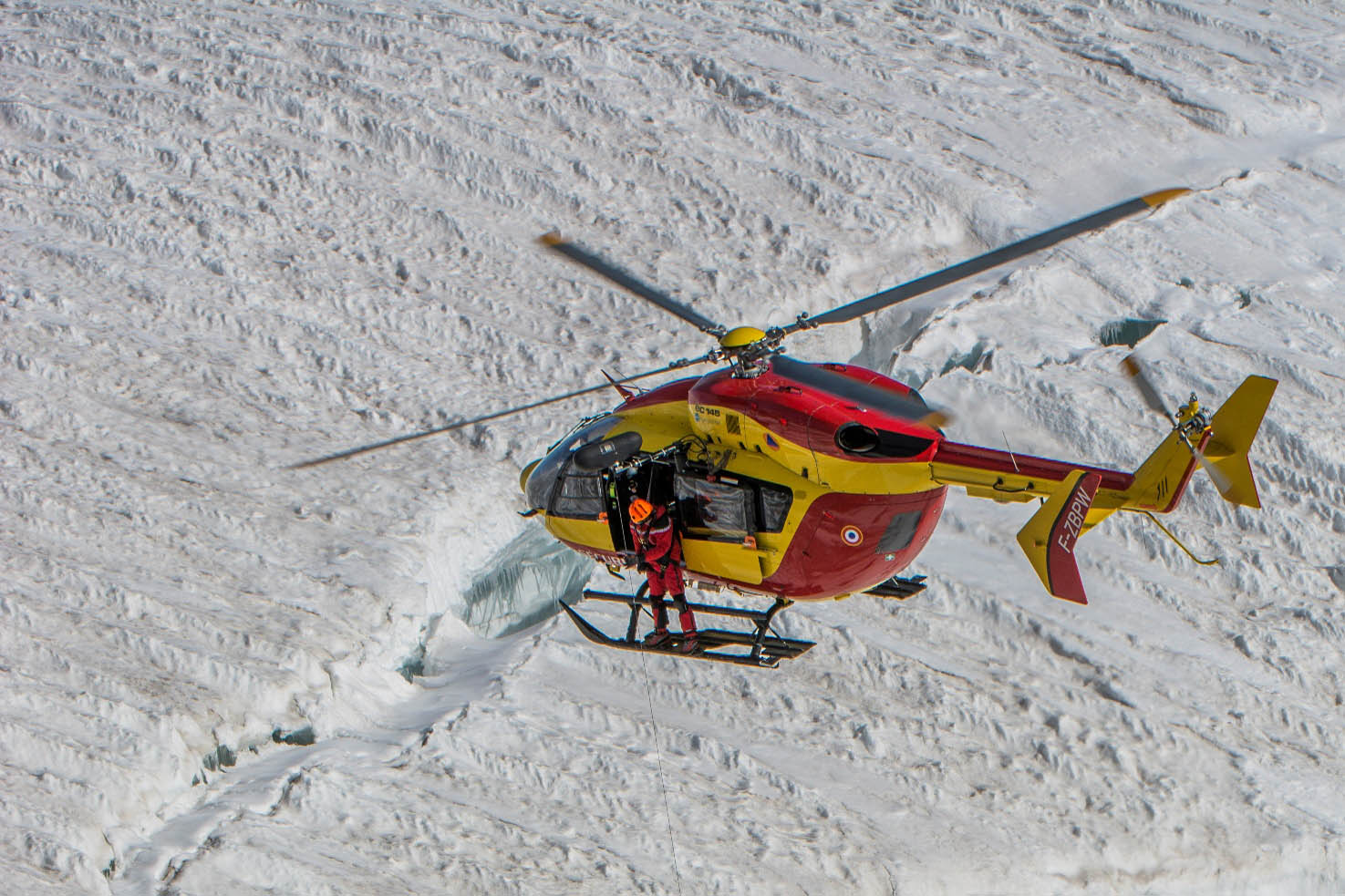 POLICE NATIONALE - SECOURS EN MONTAGNE